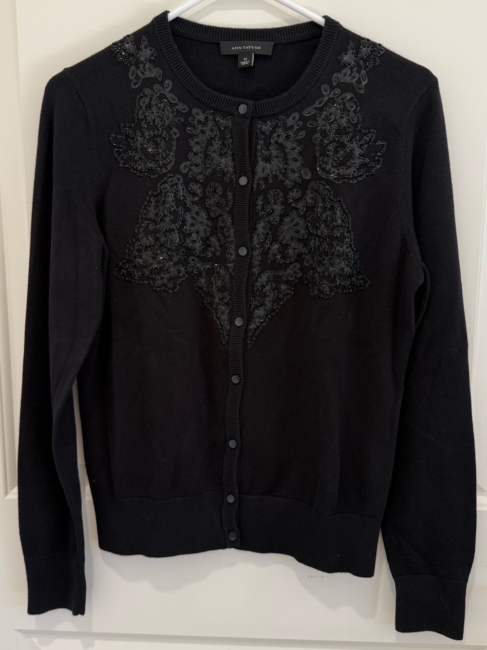 Ann Taylor Black Beaded Cardigan Sweater Sz M Embellished Floral Applique